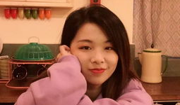 女主进娱乐圈为了吃瓜,为吃瓜而奋斗的追梦之路